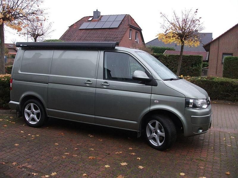 Grün Gebraucht 2011 VW T5 Van | 17.800 € (Guter Preis) - Bild 1/4