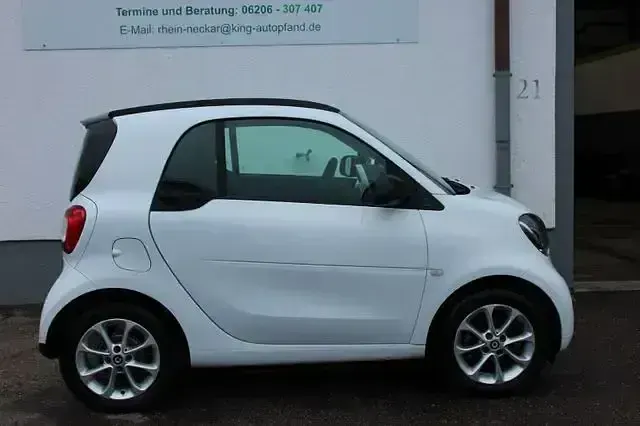 Gebraucht Smart ForTwo Electric Drive 74 kW (101 PS) 2019 Weiß Coupé