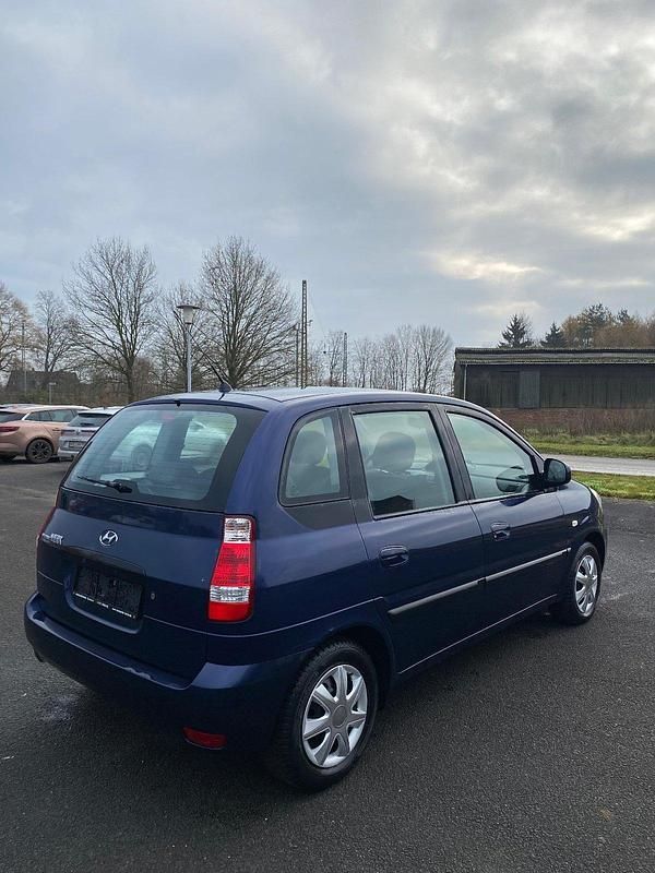 Gebraucht Hyundai Matrix Comfort 103 PS (75 kW) 2009 Blau Van / Kleinbus