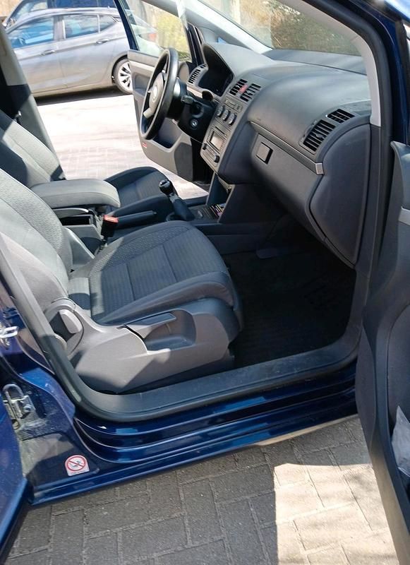 Gebraucht VW Touran 140 PS (102 kW) 2005 Blau Van / Kleinbus