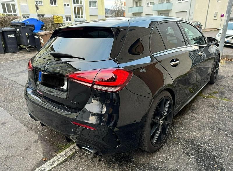 Gebraucht Mercedes A250 224 PS (164 kW) 2020 Schwarz Limousine