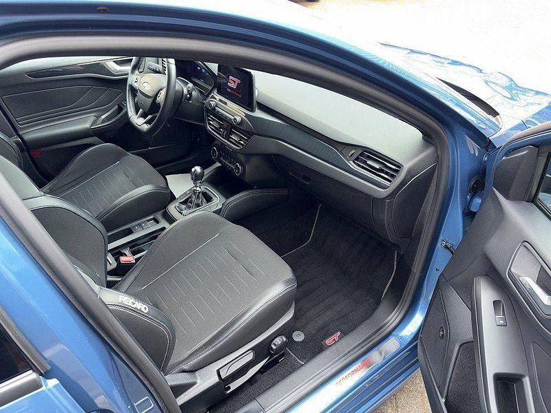 Używany Ford Focus ST 190 KM (139 kW) 2020 Niebieski Sedan/Limuzyna