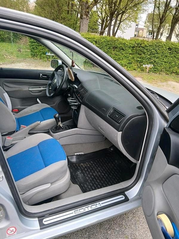 Gebraucht VW Golf IV 75 PS (55 kW) 2000 Silber Limousine