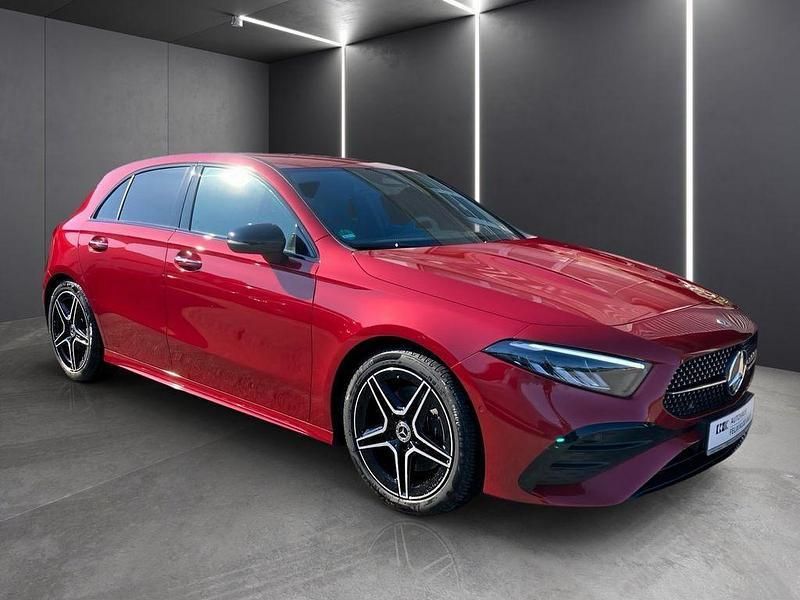 Gebraucht Mercedes A220 AMG 190 PS (139 kW) 2024 Manufaktur patagonienrot metal Limousine