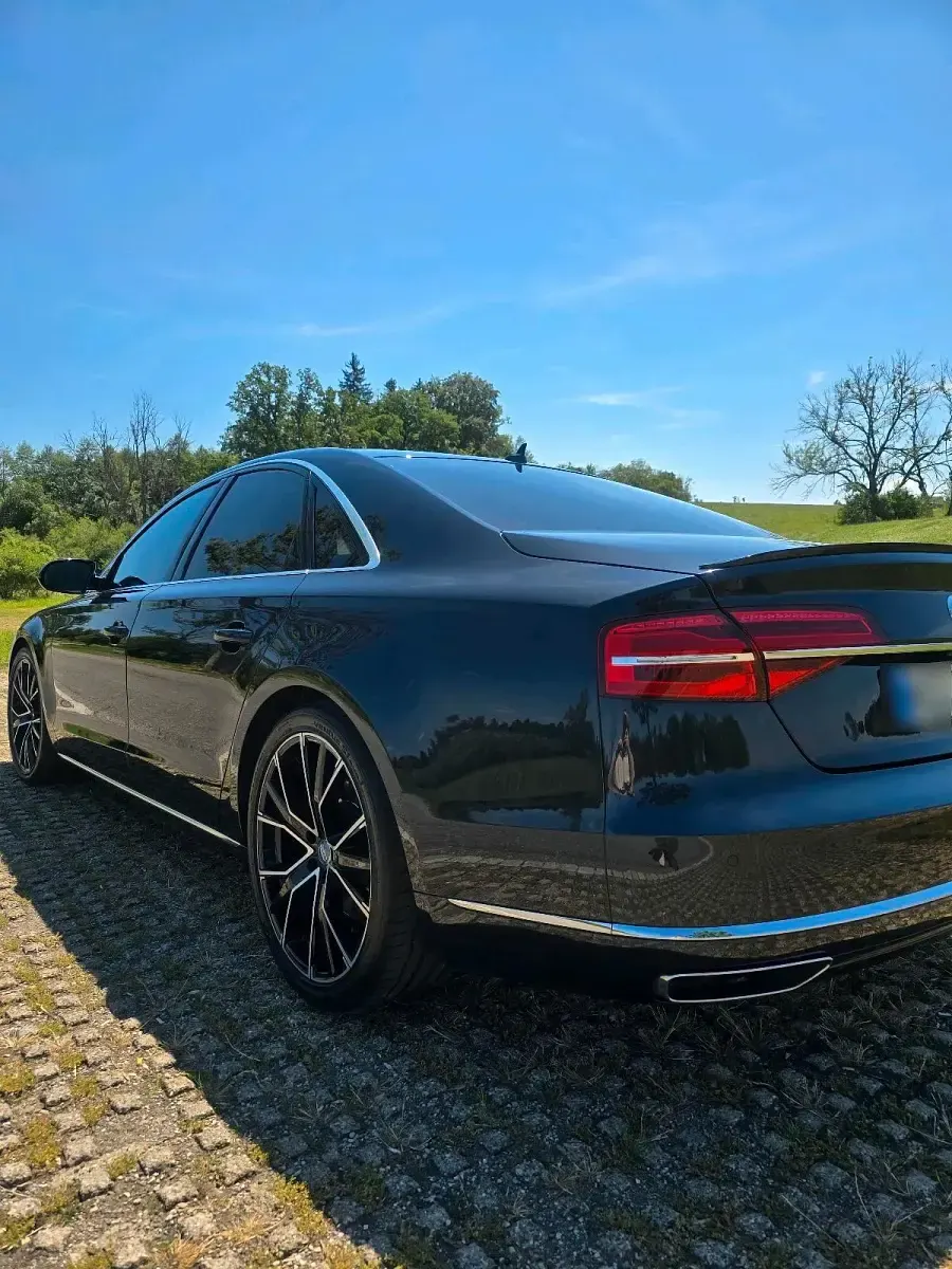 Gebraucht Audi A8 258 PS (189 kW) 2014 Schwarz Limousine