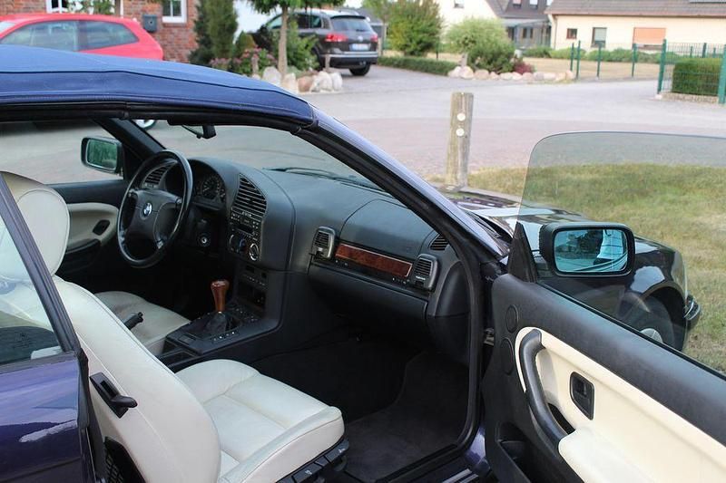 Gebraucht BMW 320 Cabriolet Performance 150 PS (110 kW) 1997 Violet Cabrio