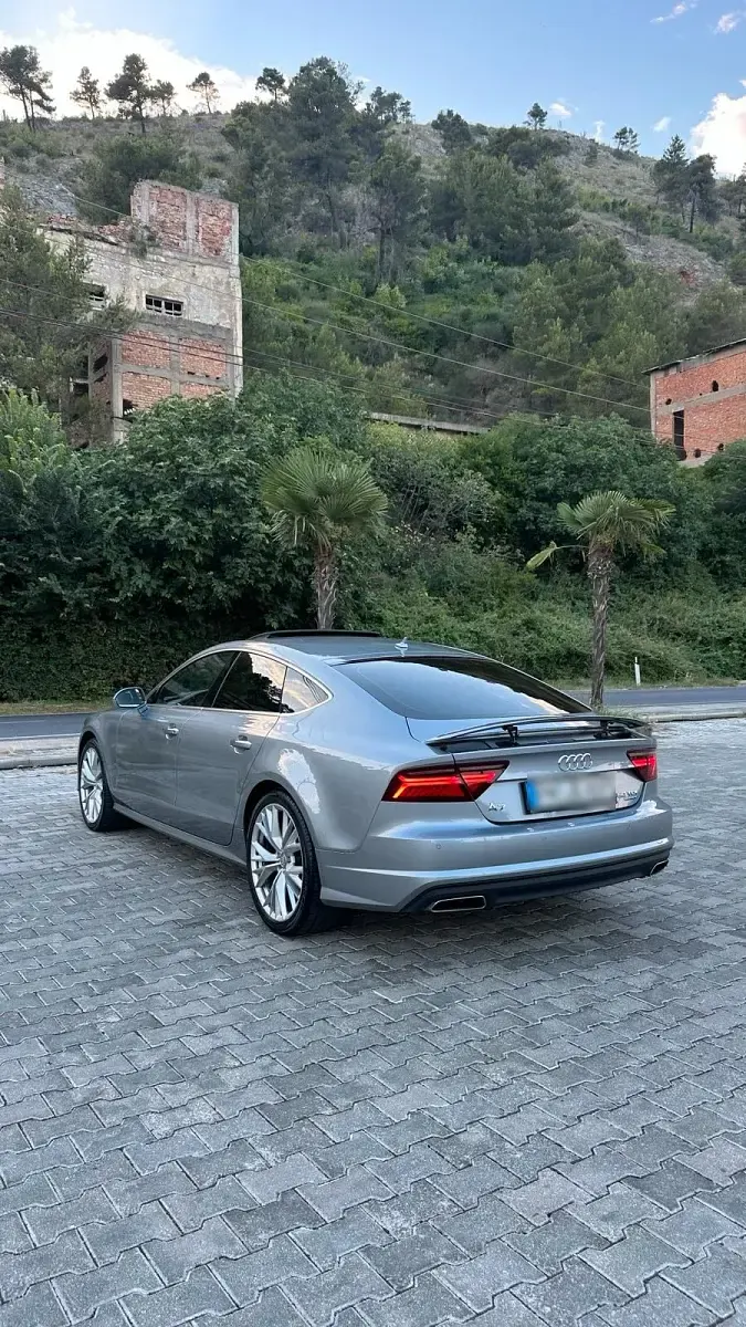 Gebraucht Audi A7 276 PS (202 kW) 2015 Grau Kleinwagen