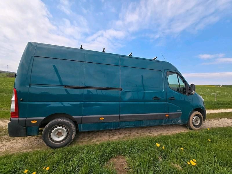 Second-hand Opel Movano 2013 Verde Monovolum