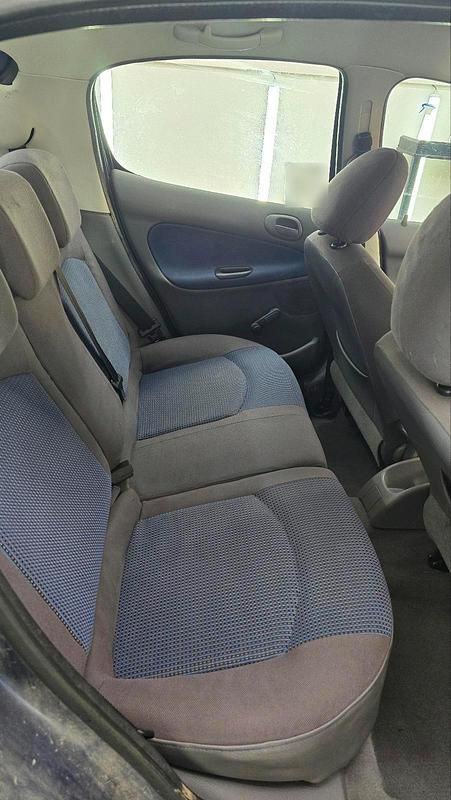 Gebraucht Peugeot 206 80 PS (58 kW) 2003 Blau Kleinwagen