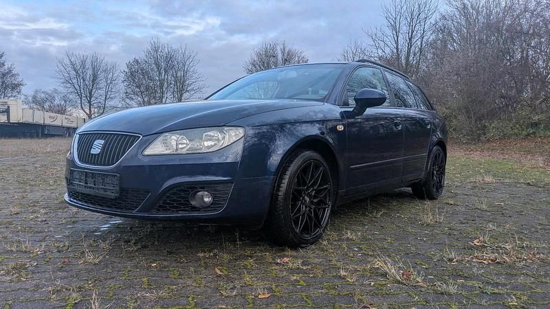 Blau Gebraucht 2011 Seat Exeo Kombi | 5.800 € (Etwas zu teuer) - Bild 1/4