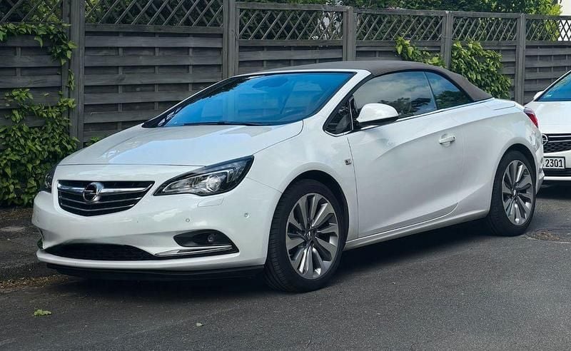 Gebraucht Opel Cascada Innovation 200 PS (147 kW) 2016 Weiß Cabrio