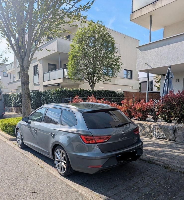 Second-hand Seat Leon ST FR 179 CP (131 kW) 2017 Gri Break