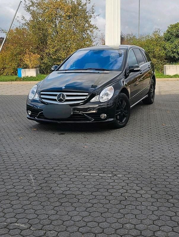 Gebraucht Mercedes R320 224 PS (164 kW) 2009 Schwarz Van / Kleinbus