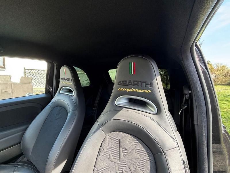 Usata Abarth 595 165 CV (121 kW) 2020 Nero Utilitaria