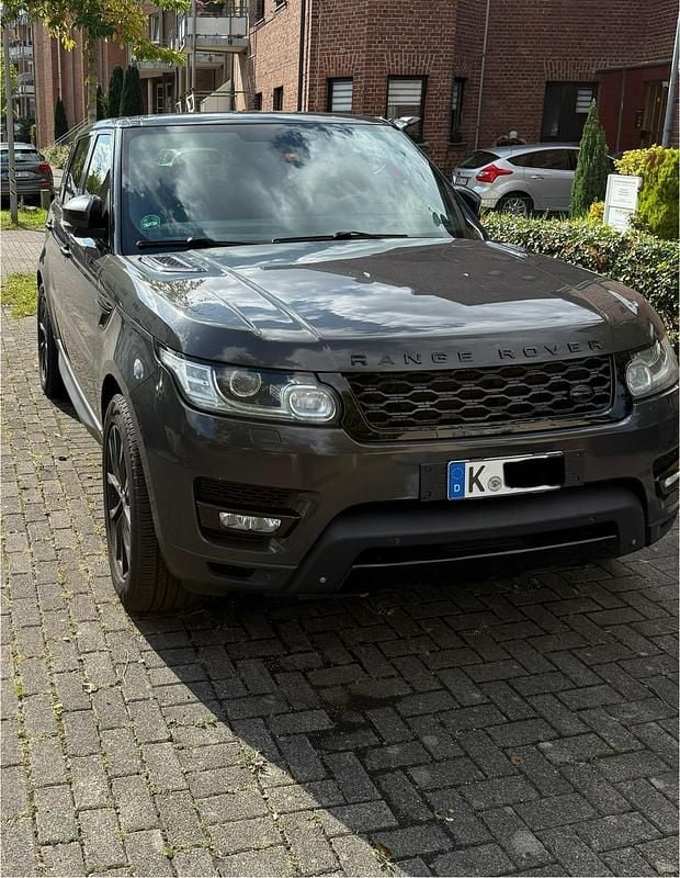 Grau Gebraucht 2014 Land Rover Range Rover Sport HSE Dynamic SUV | 24.500 € (Fairer Preis) - Bild 1/4