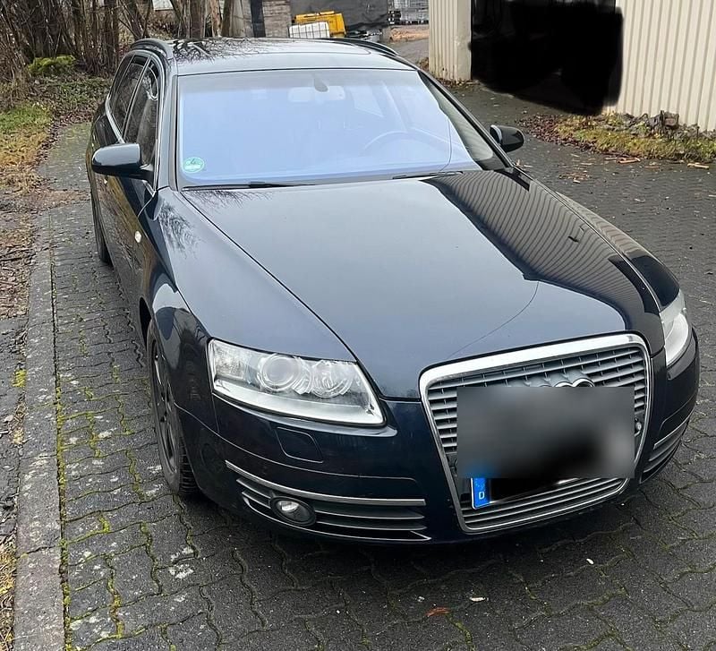 Blau Gebraucht 2005 Audi A6 Kombi | 1.300 € (Superpreis) - Bild 1/4