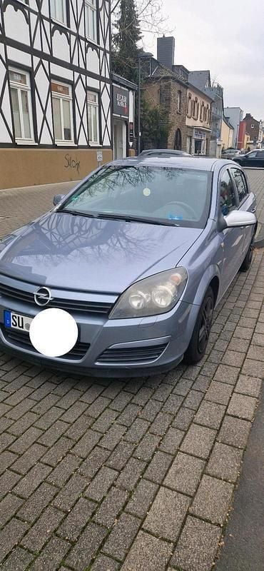 Grau Gebraucht 2004 Opel Astra Kleinwagen | 499 € (Superpreis) - Bild 1/4