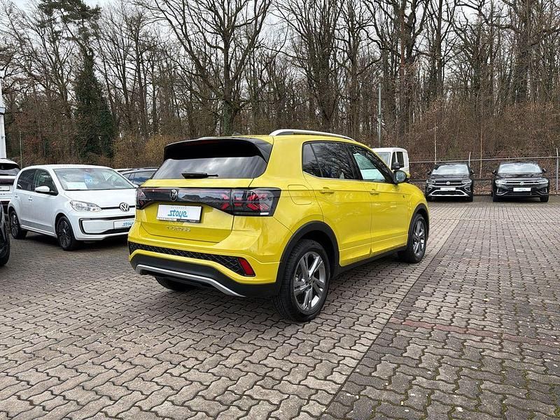 Gebraucht VW T-Cross R-line 116 PS (85 kW) 2024 Grape yellow SUV