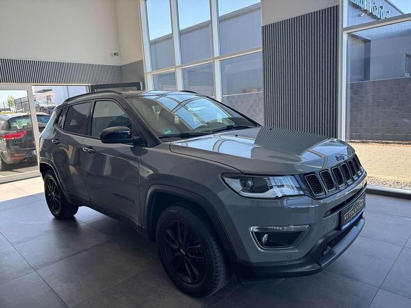 Second-hand Jeep Compass 179 CP (131 kW) 2020 Gri SUV