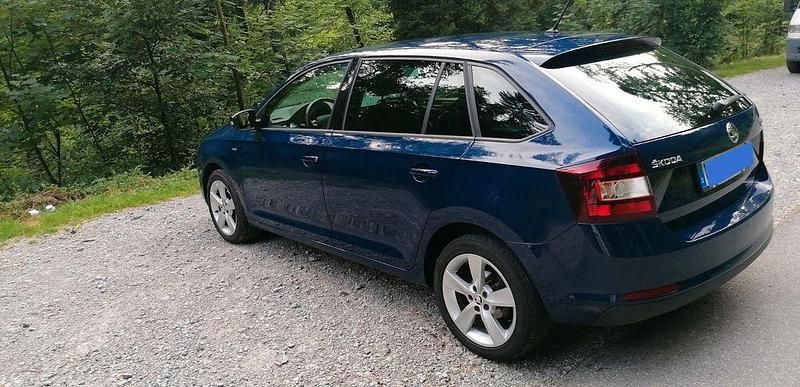 Gebraucht Skoda Rapid Style 95 PS (69 kW) 2018 Schwarz Kleinwagen