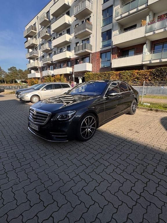 Schwarz Gebraucht 2020 Mercedes S560 Limousine | 67.250 € (Superpreis) - Bild 1/4