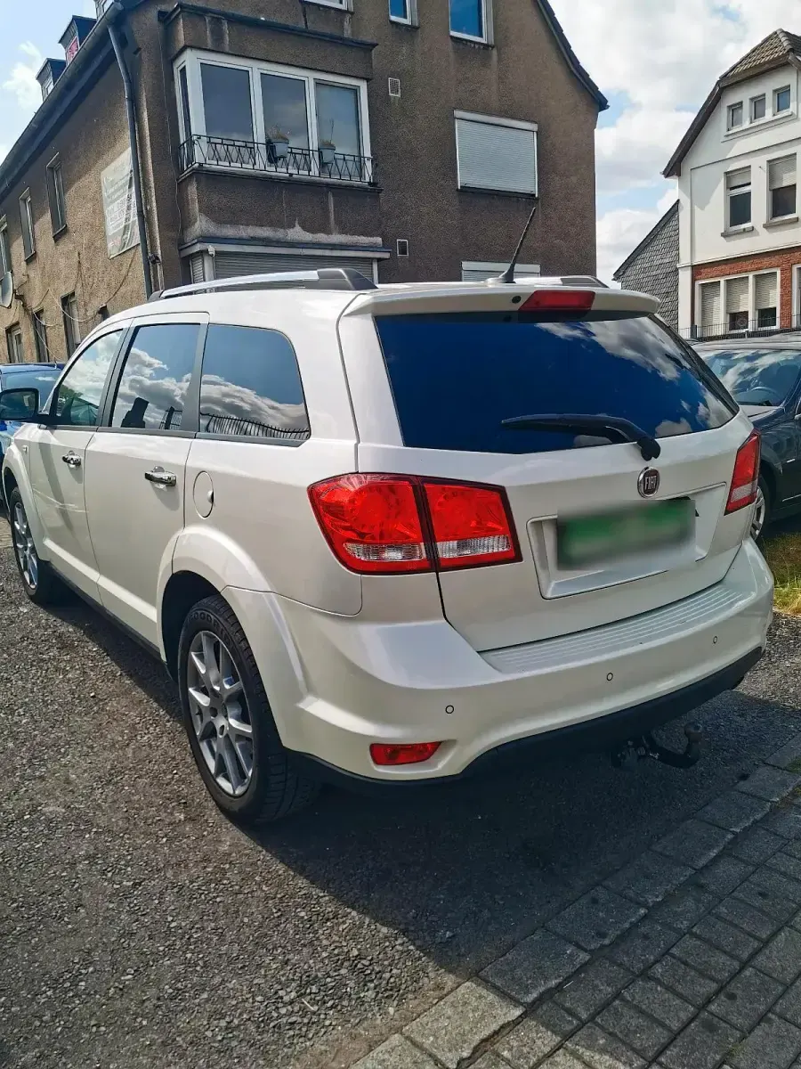 Gebraucht Fiat Freemont 170 PS (125 kW) 2015 Weiß SUV