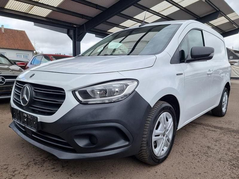Gebraucht Mercedes eCitan 89 kW (122 PS) 2024 Weiß Van / Kleinbus