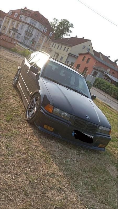 Blau Gebraucht 1998 BMW 328 Kombi | 4.200 € (Etwas zu teuer) - Bild 1/1
