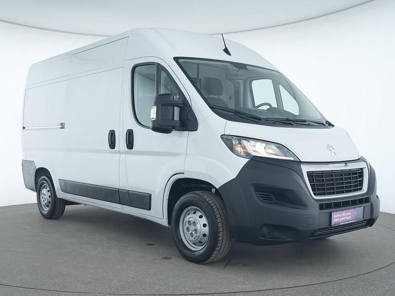 Gebraucht Peugeot Boxer 140 PS (102 kW) 2022 Weiss Van