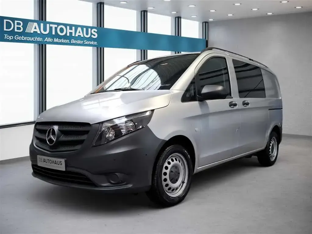 Second-hand Mercedes Vito 136 CP (100 kW) 2021 Van