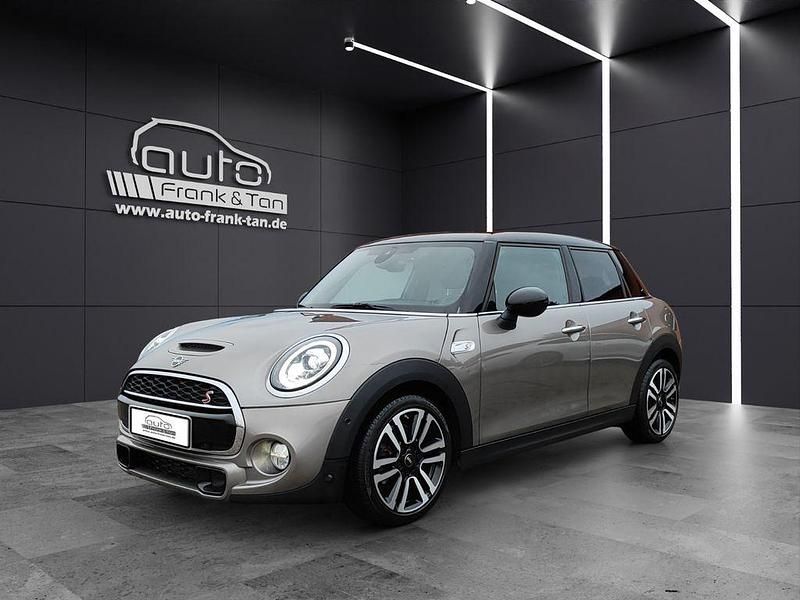 Silber Gebraucht 2019 Mini Cooper S Chili Kleinwagen | 24.490 € (Teuer) - Bild 1/4