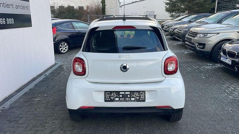 Gebraucht Smart ForFour 90 PS (66 kW) 2015 Weiß Kleinwagen