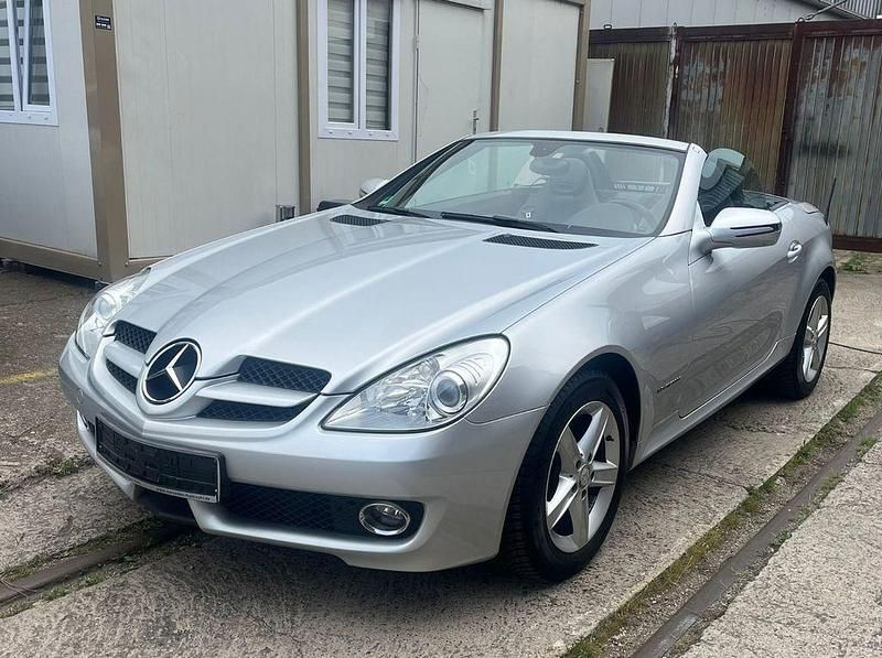 Silber Gebraucht 2008 Mercedes SLK200 Cabrio | 7.990 € (Fairer Preis) - Bild 1/4