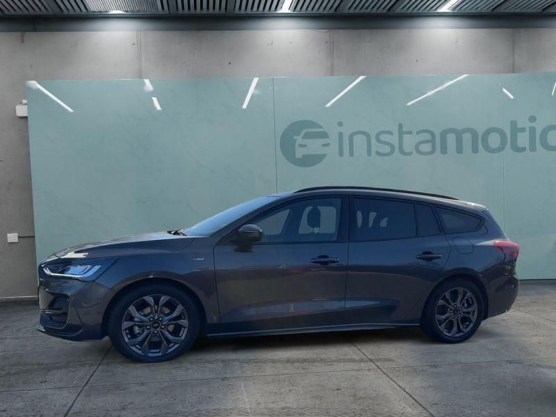 Gebraucht Ford Focus ST-Line X 155 PS (114 kW) 2024 Grau Kombi