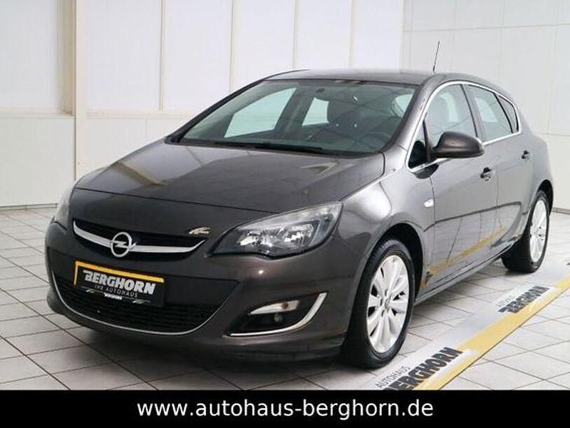 Gebraucht Opel Astra Exklusiv 140 PS (102 kW) 2015 Platin anthrazit (metallic) Limousine