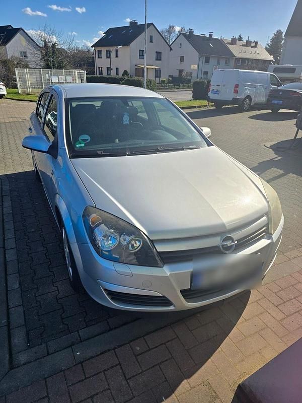 Gebraucht Opel Astra 105 PS (77 kW) 2005 Grau Limousine