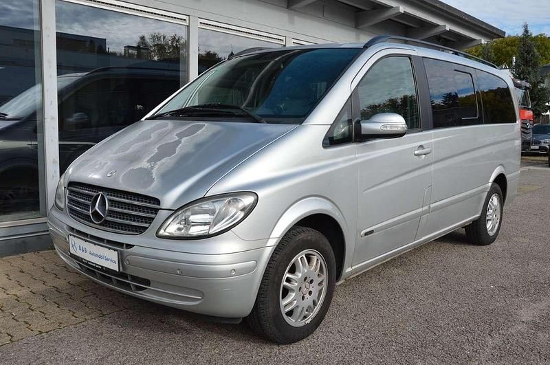 Brillantsilber metallic Gebraucht 2004 Mercedes Viano Van / Kleinbus | 7.990 € (Guter Preis) - Bild 1/4