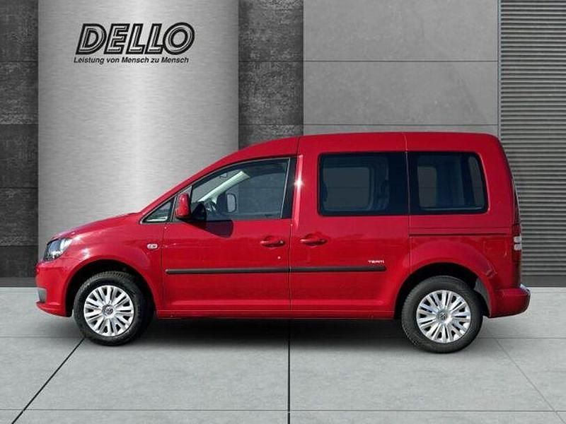 Gebraucht VW Caddy Team 105 PS (77 kW) 2015 Rot Van / Kleinbus