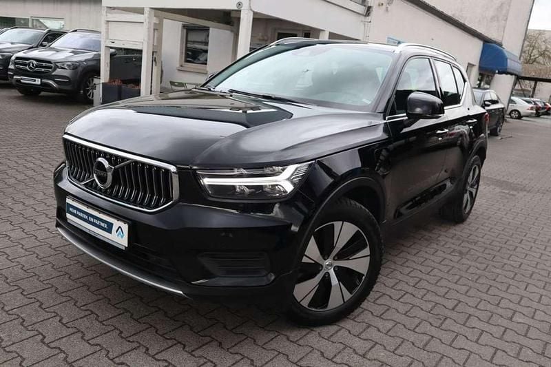 Gebraucht Volvo XC40 Core 211 PS (155 kW) 2021 Black solid (stone) SUV