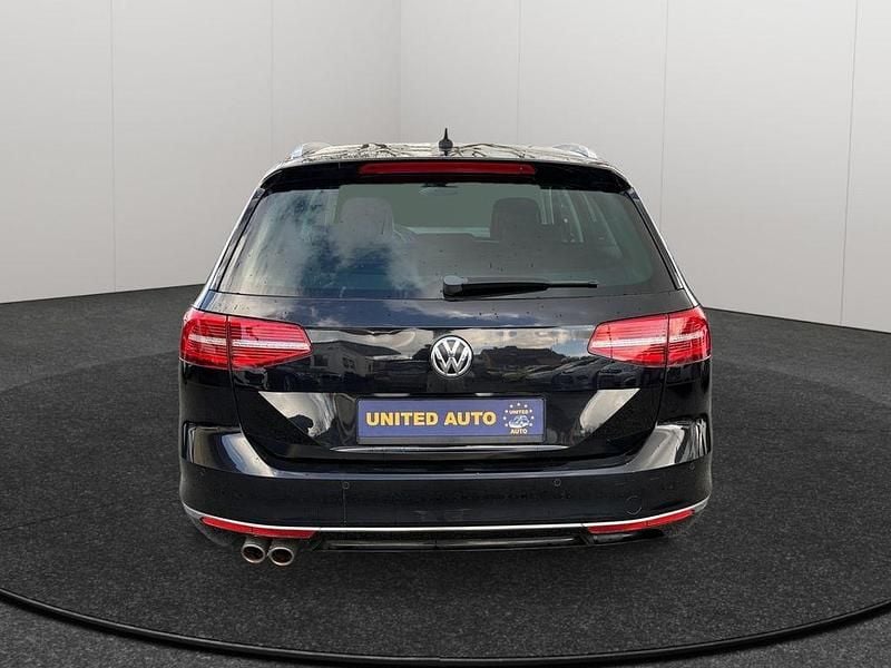 Używany VW Passat Highline 190 KM (139 kW) 2015 Czarny Kombi