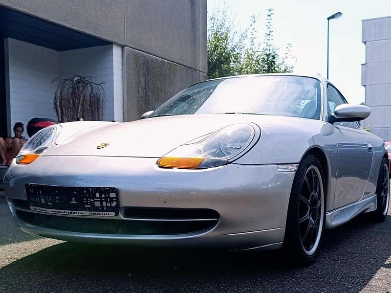 Gebraucht Porsche 911 Carrera 300 PS (220 kW) 1998 Arktissilbermetallic Coupé