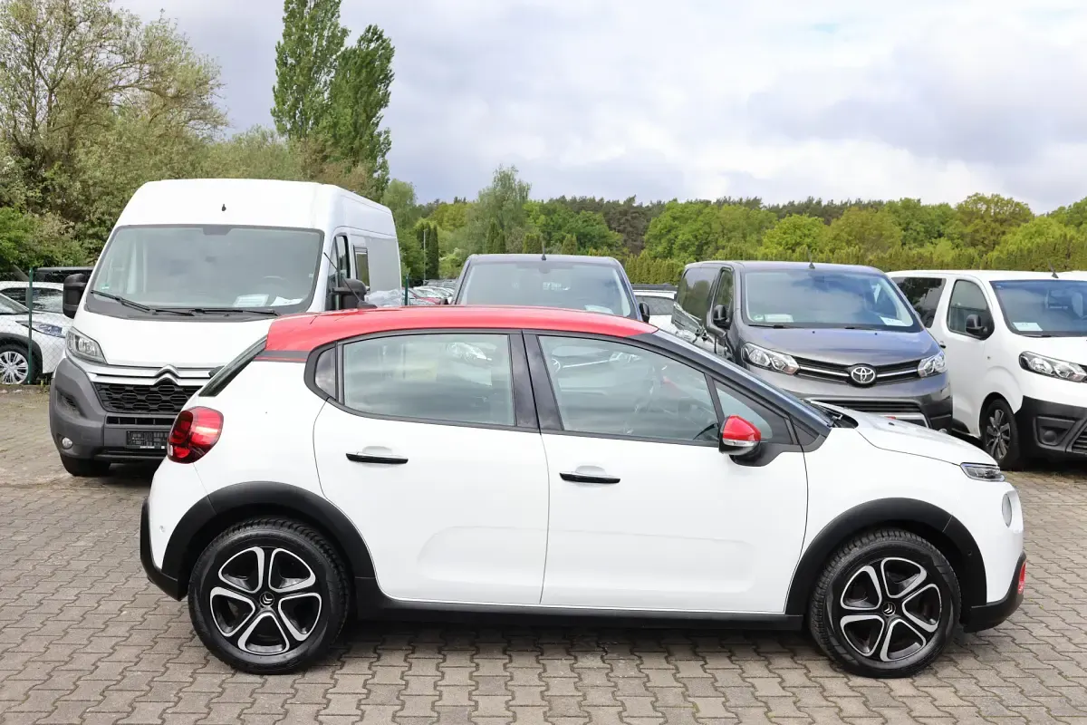Usata Citroën C3 Shine 82 CV (60 kW) 2019 Bianco Utilitaria