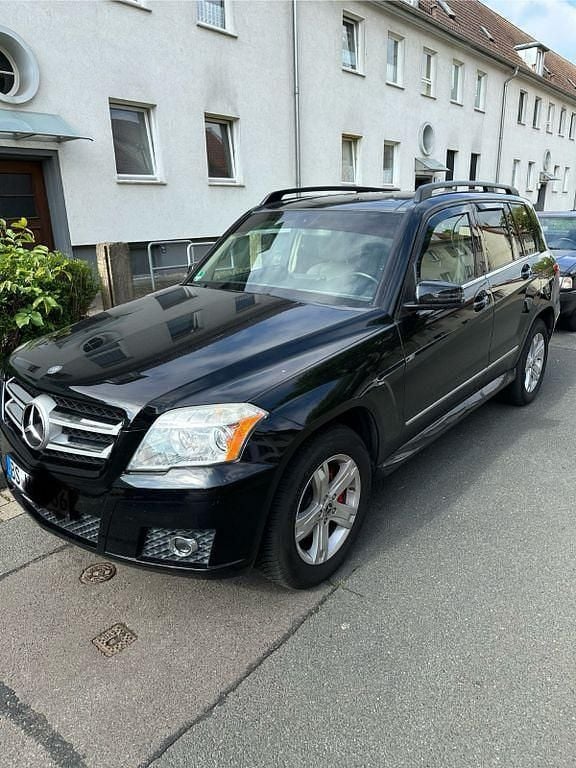 Schwarz Gebraucht 2009 Mercedes GLK350 SUV | 13.199 € (Superpreis) - Bild 1/4