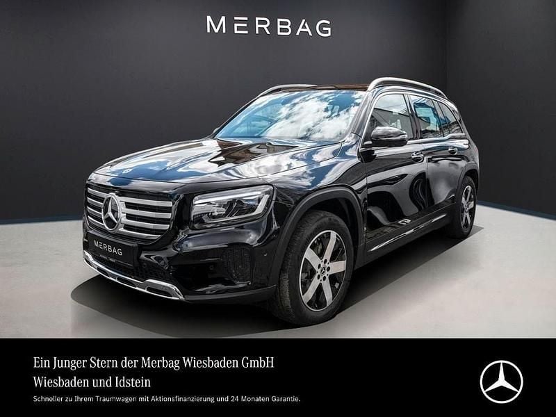 Gebraucht Mercedes GLB250 Progressive 224 PS (164 kW) 2024 Kosmosschwarz SUV