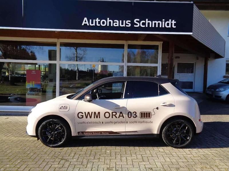 Galaxy beige/brown Gebraucht 2024 Ora 03 Limousine | 29.900 € - Bild 1/4