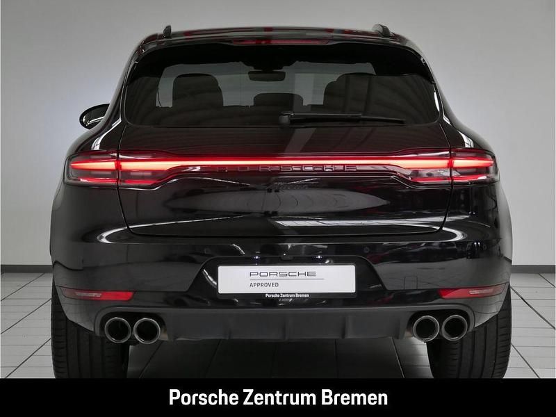 Gebraucht Porsche Macan 245 PS (180 kW) 2021 Schwarz SUV