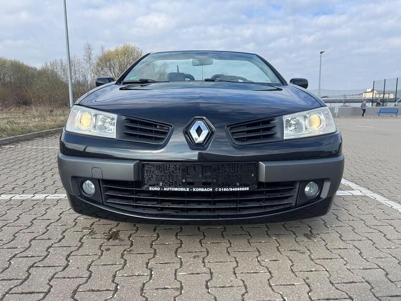 Gebraucht Renault Mégane Cabriolet Dynamique 111 PS (81 kW) 2008 Schwarz Cabrio