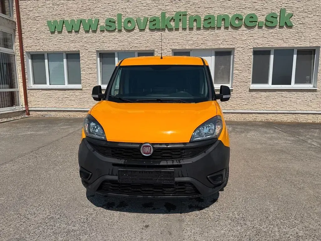 Usata Fiat Doblò 120 CV (88 kW) 2018 Monovolume