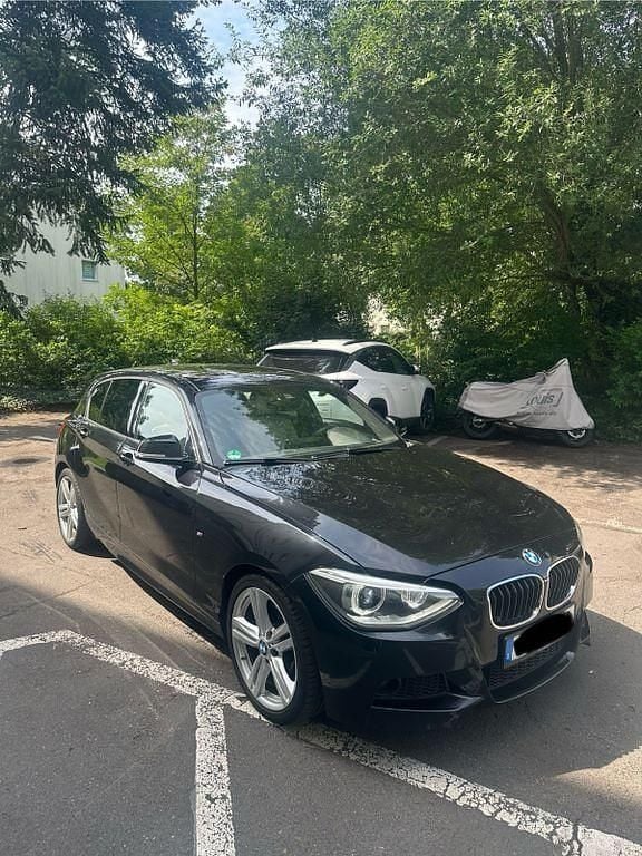 Schwarz Gebraucht 2014 BMW 125 M Sport Kleinwagen | 13.900 € (Fairer Preis) - Bild 1/4