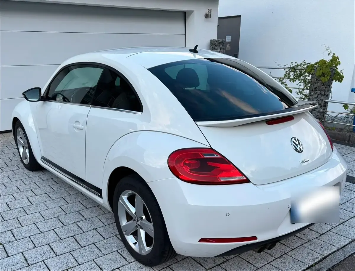 Gebraucht VW Beetle 160 PS (117 kW) 2012 Weiß Kleinwagen